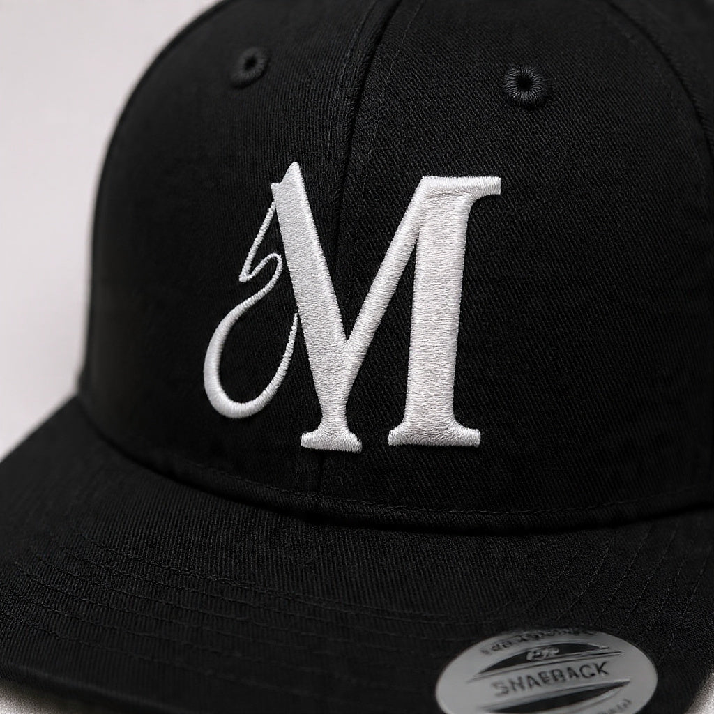 Casquette Amona Studio Collection – Édition Signature